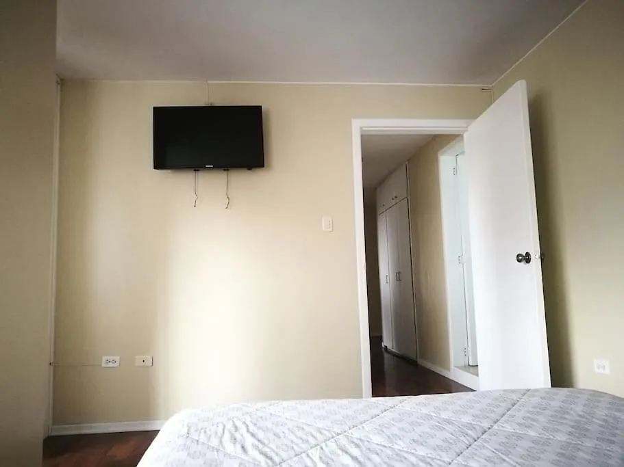 Apartamento Edificio Tuncahuan, 12 De Octubre A 50Mts Swissotel Quito Ecuador