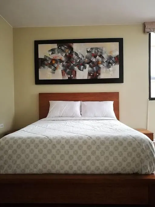 Apartamento Edificio Tuncahuan, 12 De Octubre A 50Mts Swissotel Quito Apartment