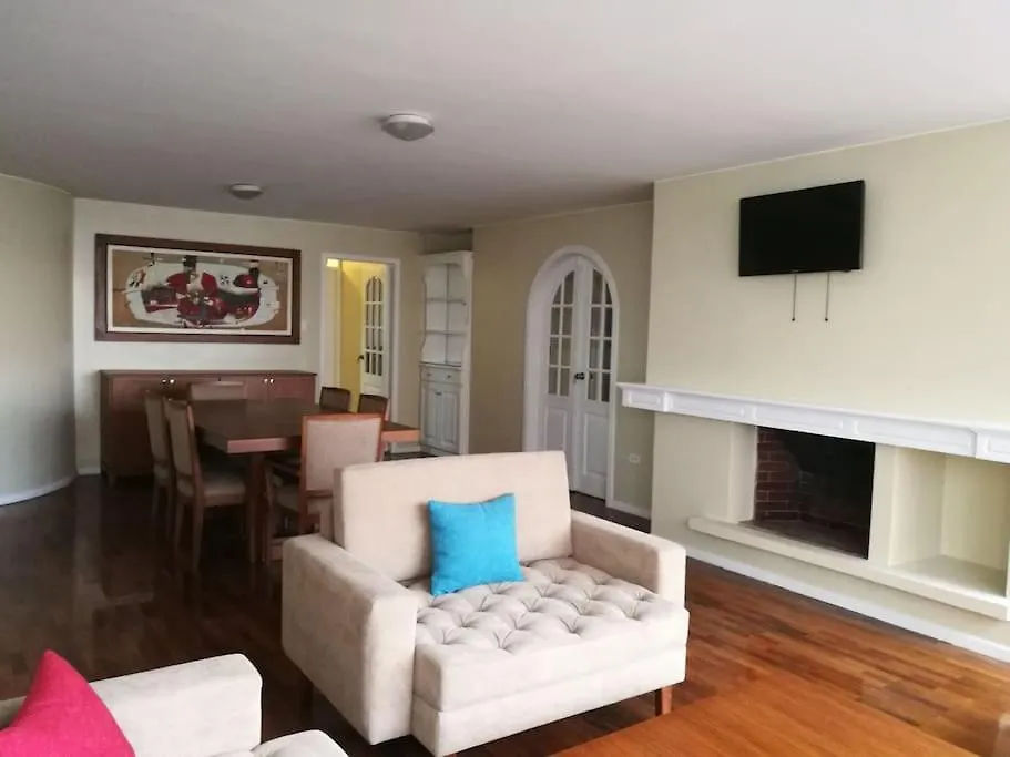Apartamento Edificio Tuncahuan, 12 De Octubre A 50Mts Swissotel Quito