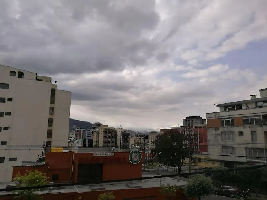 Apartment Apartamento Edificio Tuncahuan, 12 De Octubre A 50Mts Swissotel Quito