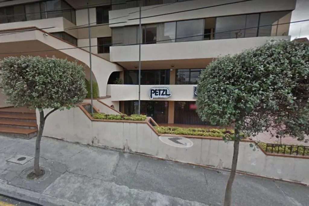 Apartment Apartamento Edificio Tuncahuan, 12 De Octubre A 50Mts Swissotel Quito